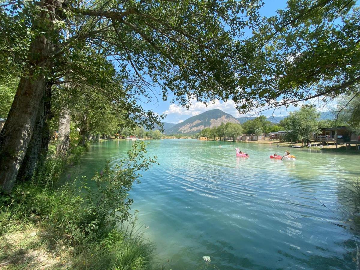 Camping Le Lac Bleu Hotel Chatillon-en-Diois Exterior photo