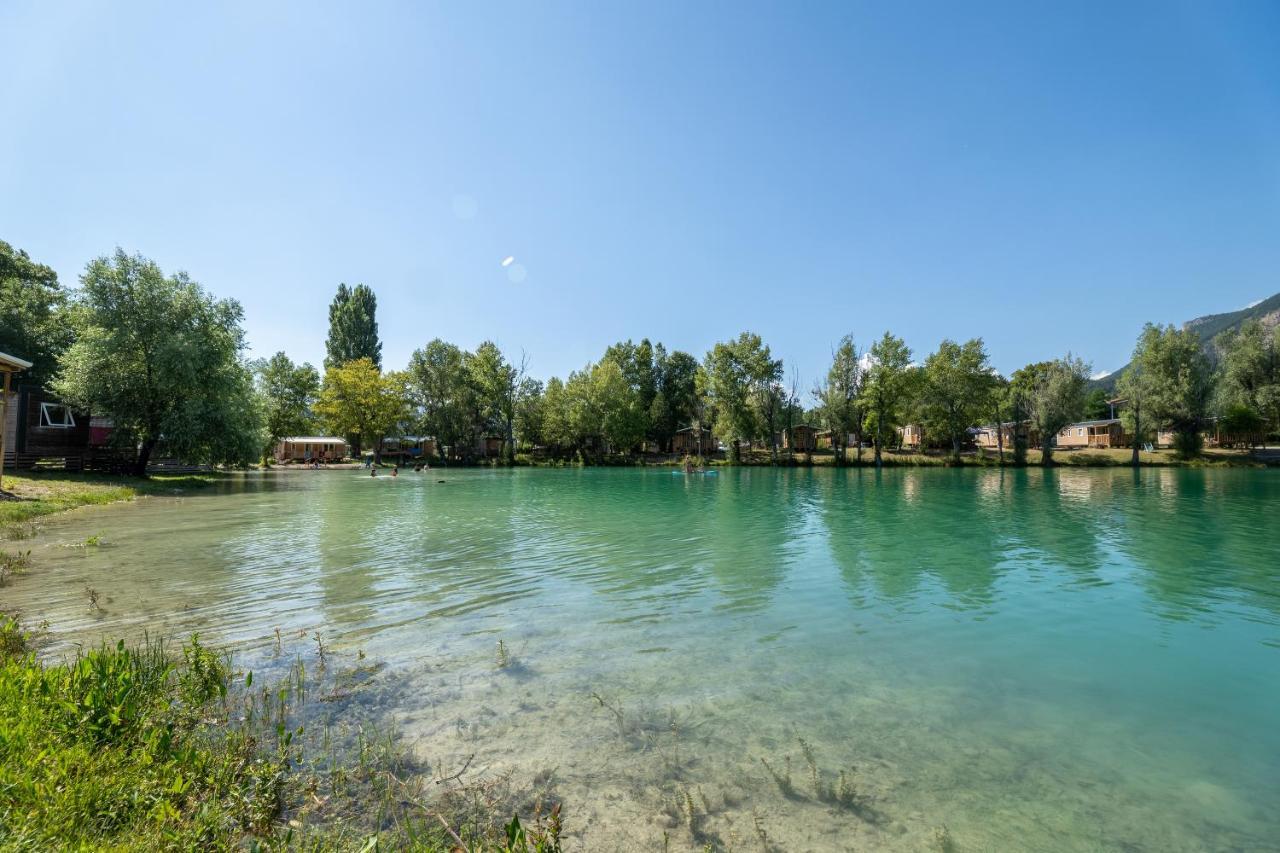 Camping Le Lac Bleu Hotel Chatillon-en-Diois Exterior photo