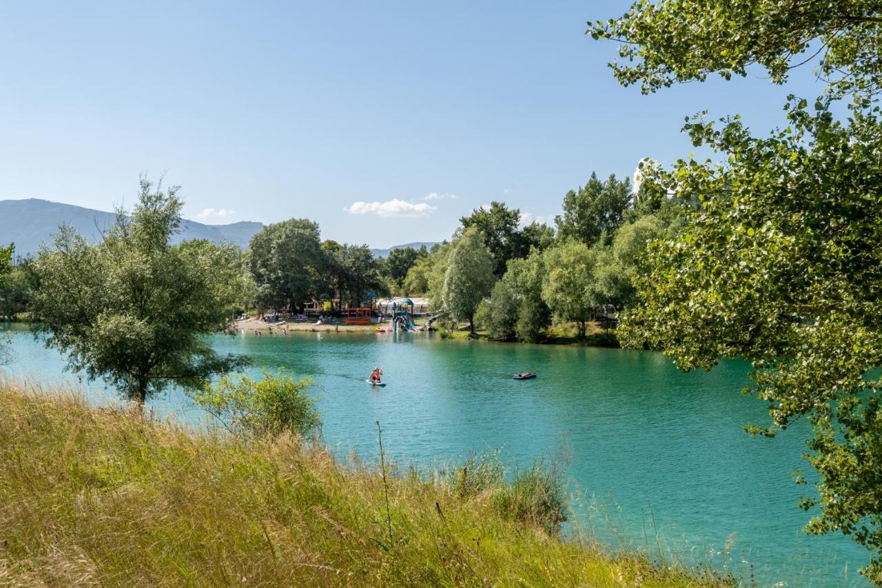 Camping Le Lac Bleu Hotel Chatillon-en-Diois Exterior photo