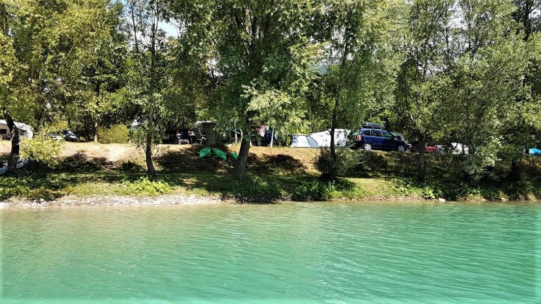 Camping Le Lac Bleu Hotel Chatillon-en-Diois Exterior photo